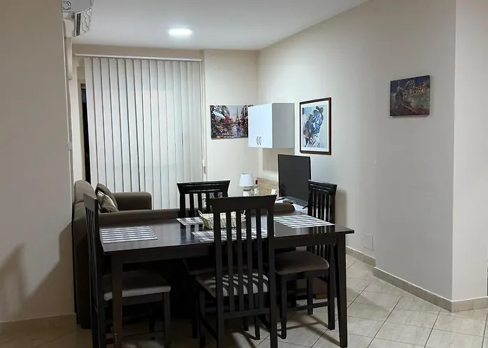 Feel At Apartment
